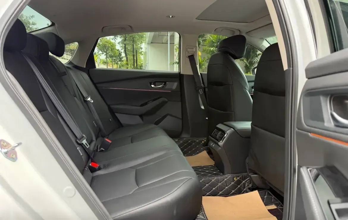 2025 Honda Accord 1.5T 192HP L4 CVT,autocango,china used car exporter,china ev exporter,chinese used car exporter,chinese used ev exporter