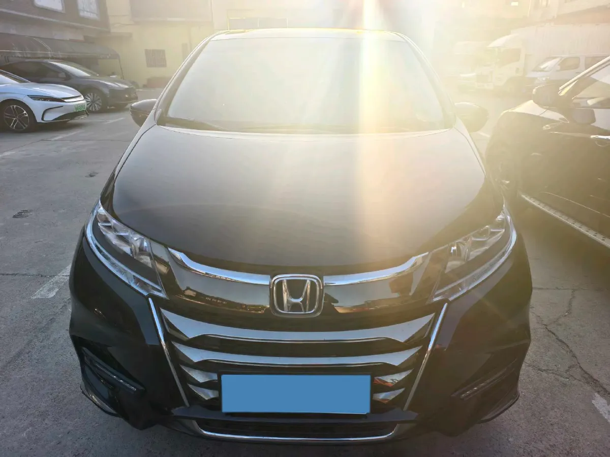2021 Honda Odyssey 2.0L 146HP L4 E-CVT Hybrid,autocango,china used car exporter,china ev exporter,chinese used car exporter,chinese used ev exporter