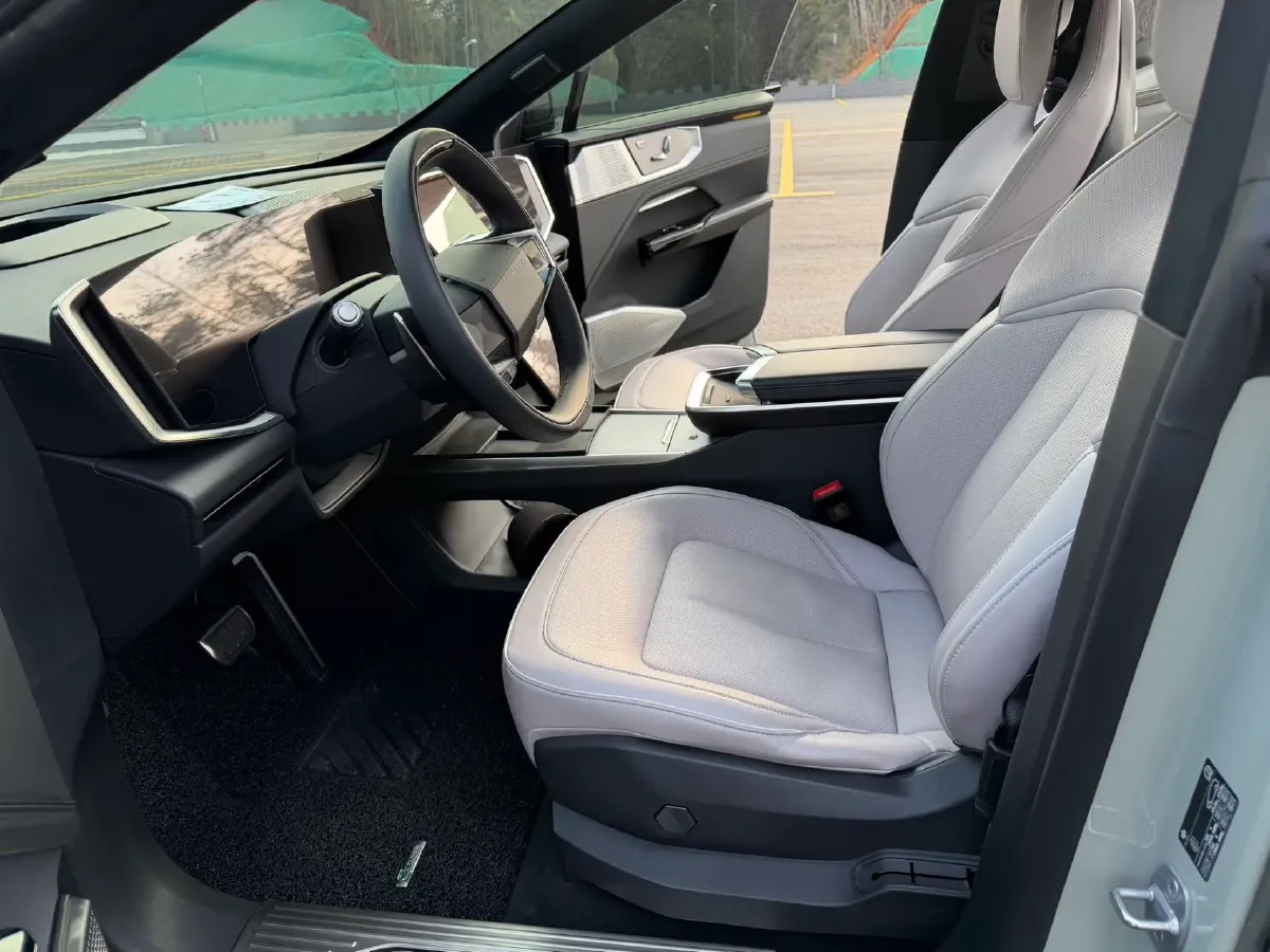 2023 HiPhi Y BEV 115KWH,autocango,china used car exporter,china ev exporter,chinese used car exporter,chinese used ev exporter