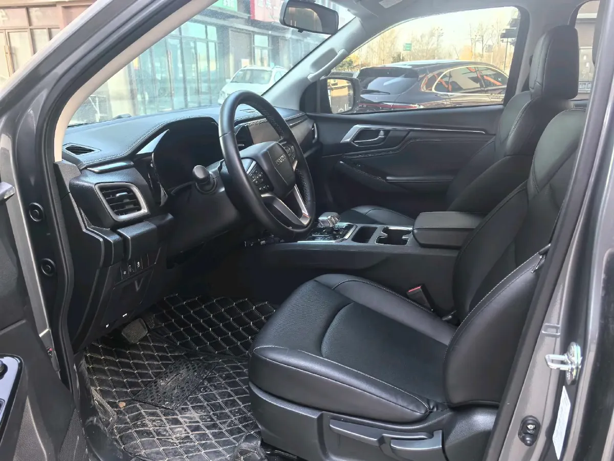 2023 Isuzu LingTuo 2.5T 150HP L4 8AT,autocango,china used car exporter,china ev exporter,chinese used car exporter,chinese used ev exporter