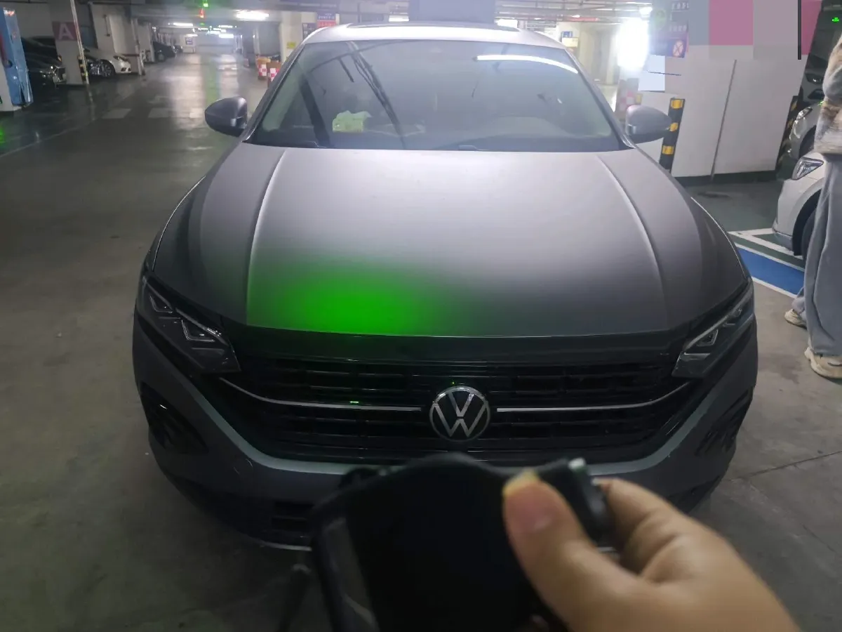 2022 Xpeng P7 BEV 60.2KWH,autocango,china used car exporter,china ev exporter,chinese used car exporter,chinese used ev exporter