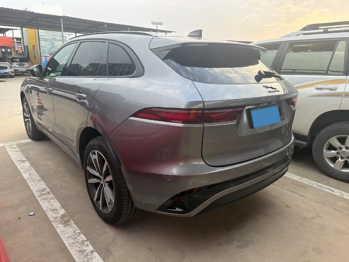 2024 Jaguar F-PACE 2.0T 250HP L4 8AT,autocango,china used car exporter,china ev exporter,chinese used car exporter,chinese used ev exporter