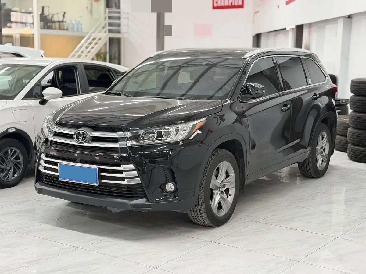 2020 Toyota Highlander 2.0T 220HP L4 6AT,autocango,china used car exporter,china ev exporter,chinese used car exporter,chinese used ev exporter