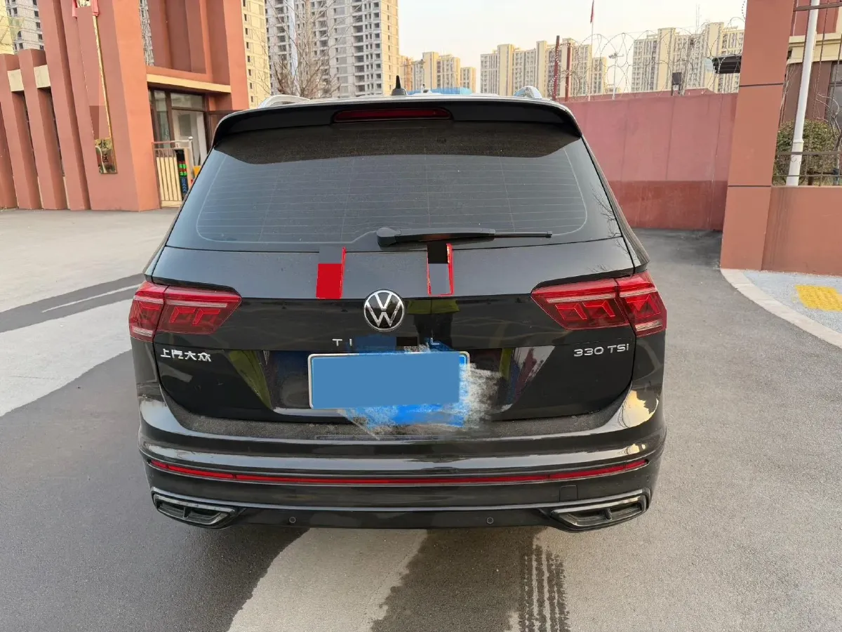 2023 Volkswagen Tiguan L 2.0T 186HP L4 7DCT,autocango,china used car exporter,china ev exporter,chinese used car exporter,chinese used ev exporter