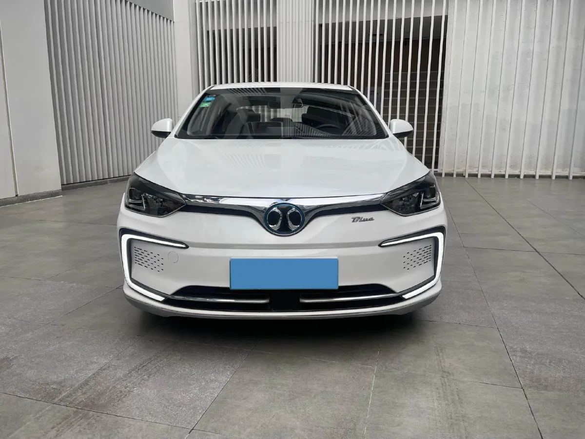 2018 BeiJing Auto EU5 BEV 53.66KWH,autocango,china used car exporter,china ev exporter,chinese used car exporter,chinese used ev exporter