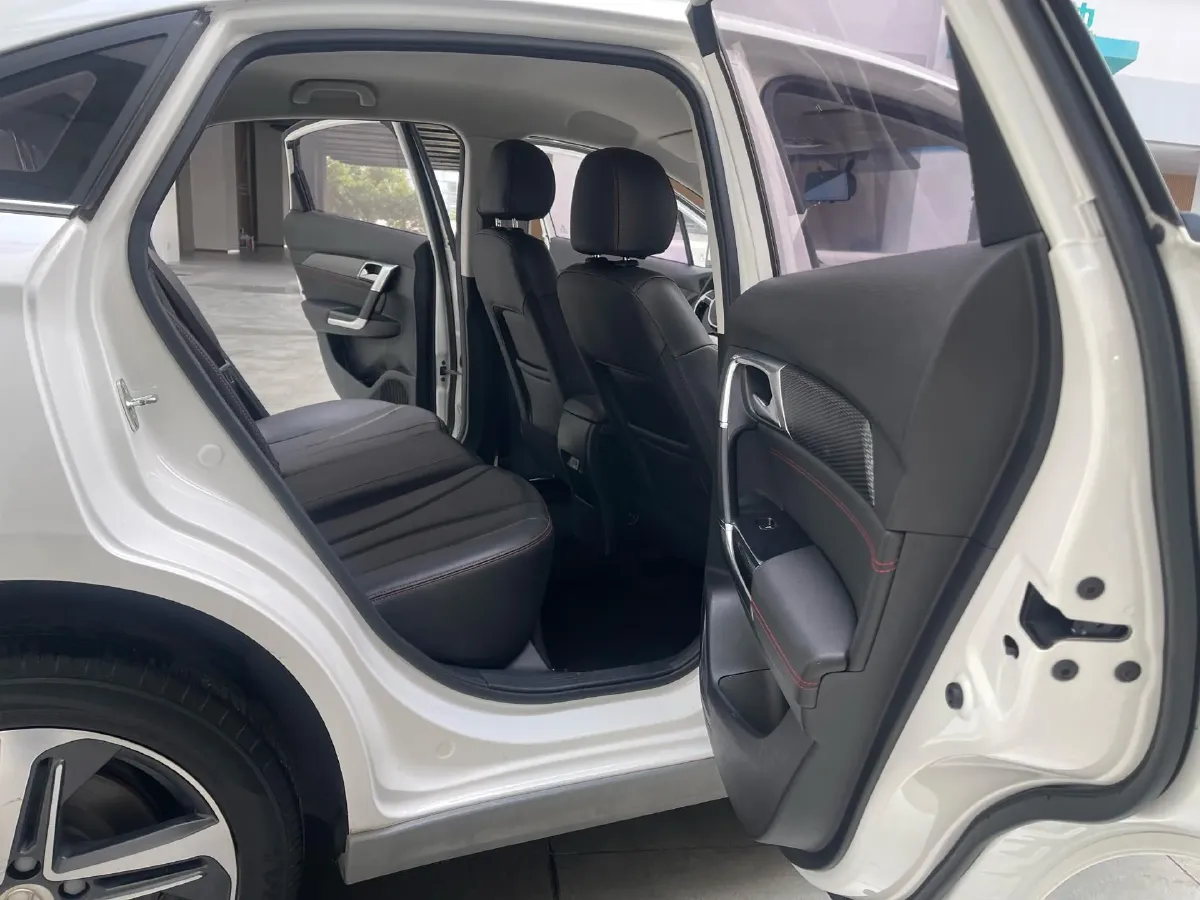 2018 BeiJing Auto EU5 BEV 53.66KWH,autocango,china used car exporter,china ev exporter,chinese used car exporter,chinese used ev exporter