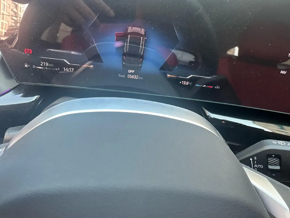 2025 BMW X1 2.0T 204HP L4 7DCT,autocango,china used car exporter,china ev exporter,chinese used car exporter,chinese used ev exporter