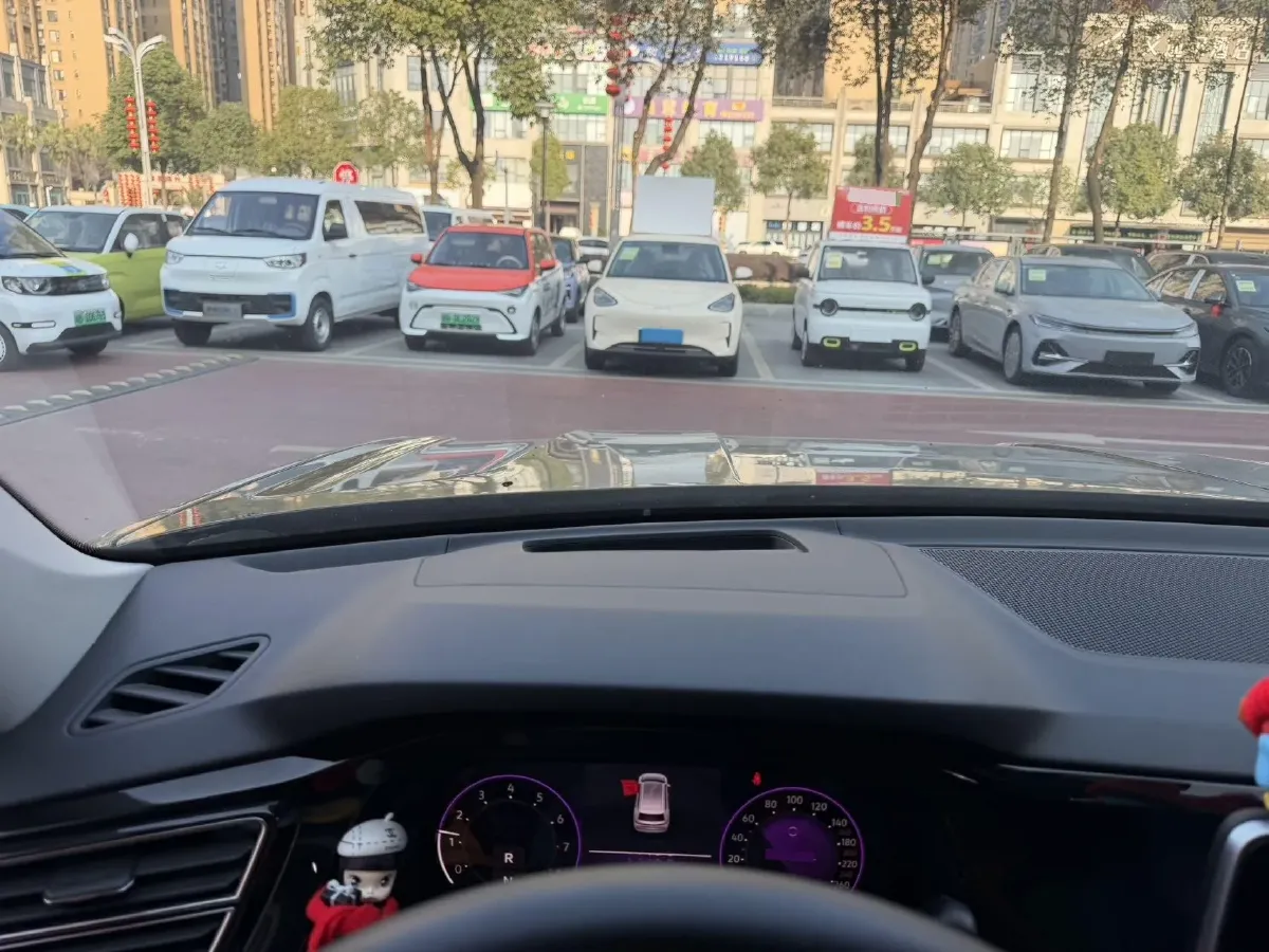 2023 Volkswagen Teramont 2.0T 220HP L4 7DCT,autocango,china used car exporter,china ev exporter,chinese used car exporter,chinese used ev exporter