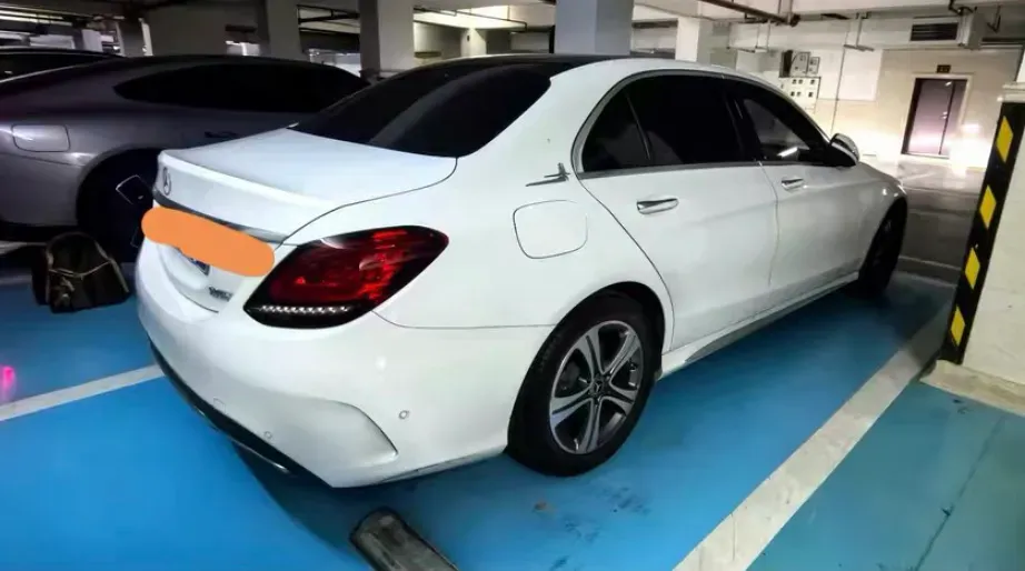 2021 Mercedes-Benz C Class 1.5T 184HP L4 9AT,autocango,china used car exporter,china ev exporter,chinese used car exporter,chinese used ev exporter