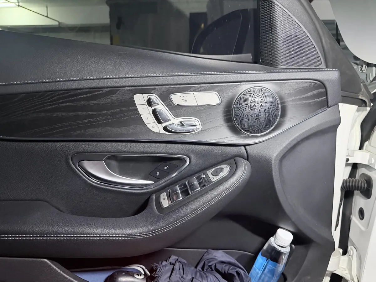 2021 Mercedes-Benz C Class 1.5T 184HP L4 9AT,autocango,china used car exporter,china ev exporter,chinese used car exporter,chinese used ev exporter