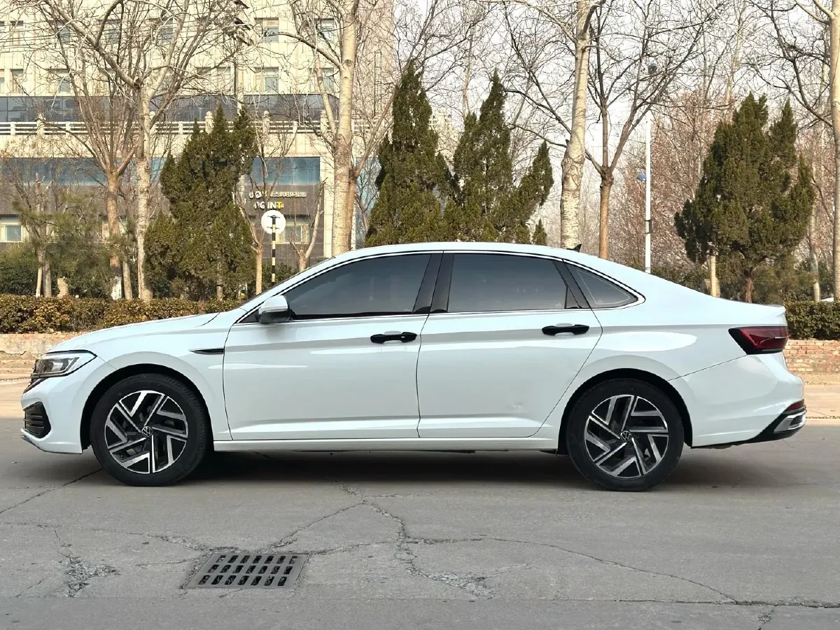 2023 Volkswagen Sagitar 1.5T 160HP L4 7DCT,autocango,china used car exporter,china ev exporter,chinese used car exporter,chinese used ev exporter