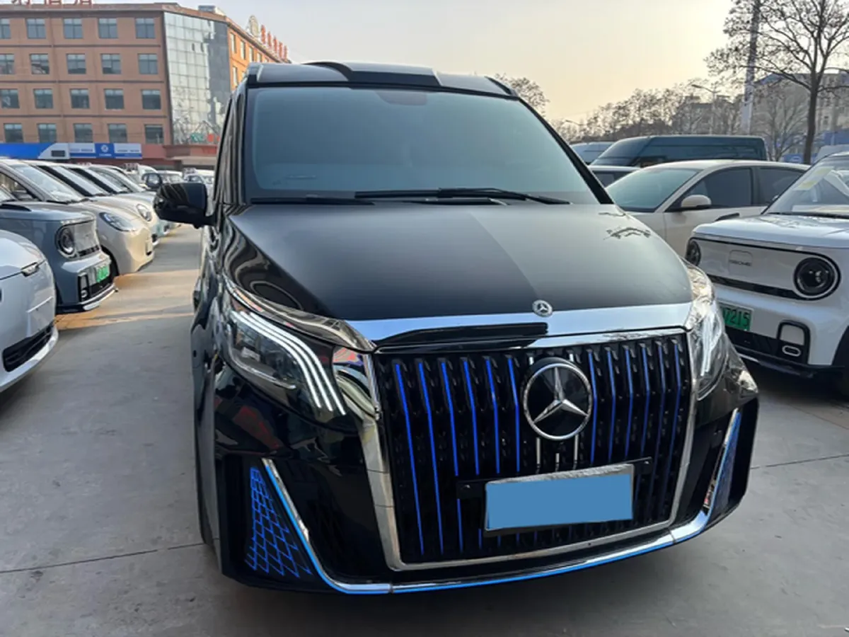 2023 Mercedes-Benz Vito 2.0T 211HP L4 9AT,autocango,china used car exporter,china ev exporter,chinese used car exporter,chinese used ev exporter