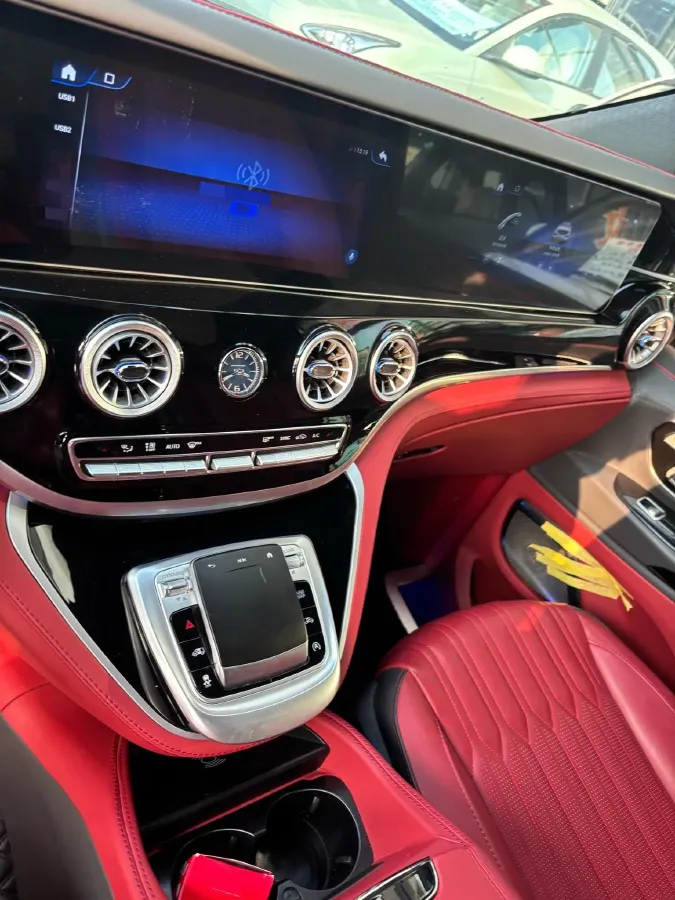 2023 Mercedes-Benz Vito 2.0T 211HP L4 9AT,autocango,china used car exporter,china ev exporter,chinese used car exporter,chinese used ev exporter