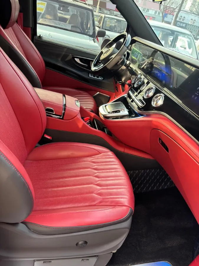 2023 Mercedes-Benz Vito 2.0T 211HP L4 9AT,autocango,china used car exporter,china ev exporter,chinese used car exporter,chinese used ev exporter