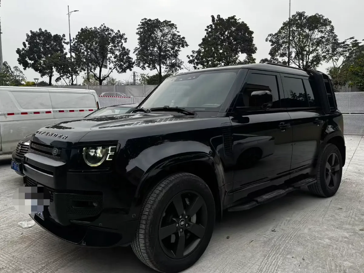 2023 Land Rover Defender 3.0T 400HP L6 8AT,autocango,china used car exporter,china ev exporter,chinese used car exporter,chinese used ev exporter