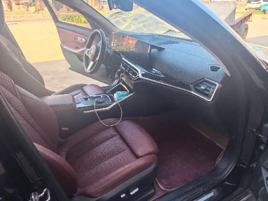 2023 BMW 3 Series 2.0T 184HP L4 8AT,autocango,china used car exporter,china ev exporter,chinese used car exporter,chinese used ev exporter