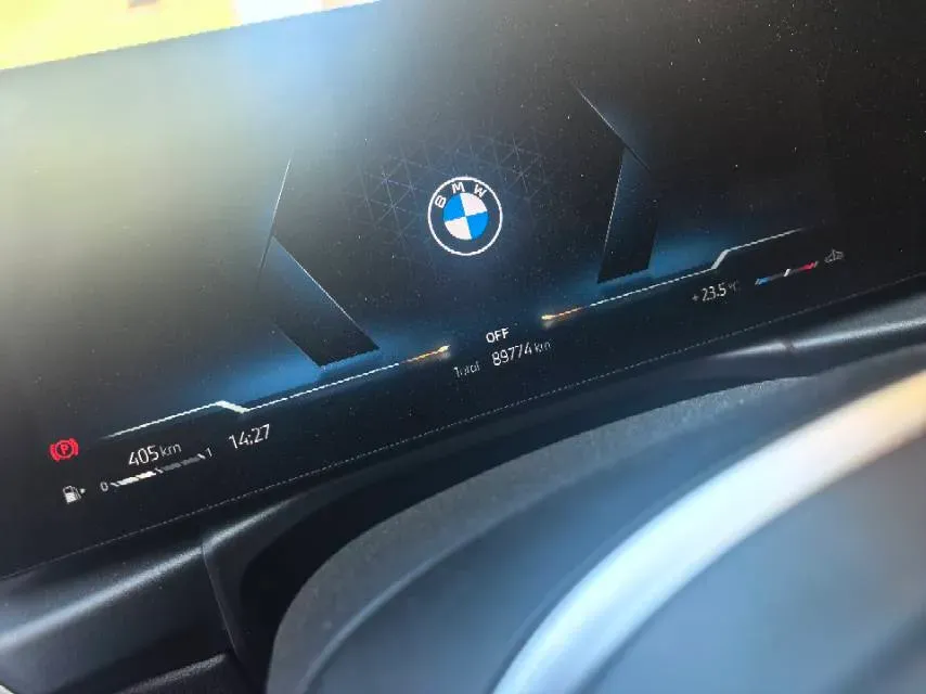 2023 BMW 3 Series 2.0T 184HP L4 8AT,autocango,china used car exporter,china ev exporter,chinese used car exporter,chinese used ev exporter