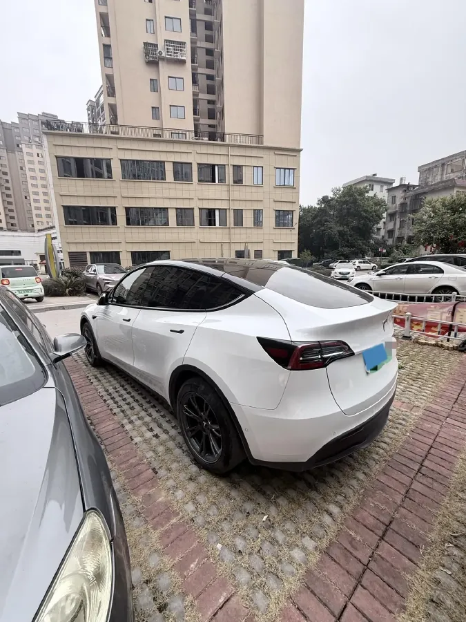 2024 Tesla Model Y BEV 78.4KWH,autocango,china used car exporter,china ev exporter,chinese used car exporter,chinese used ev exporter