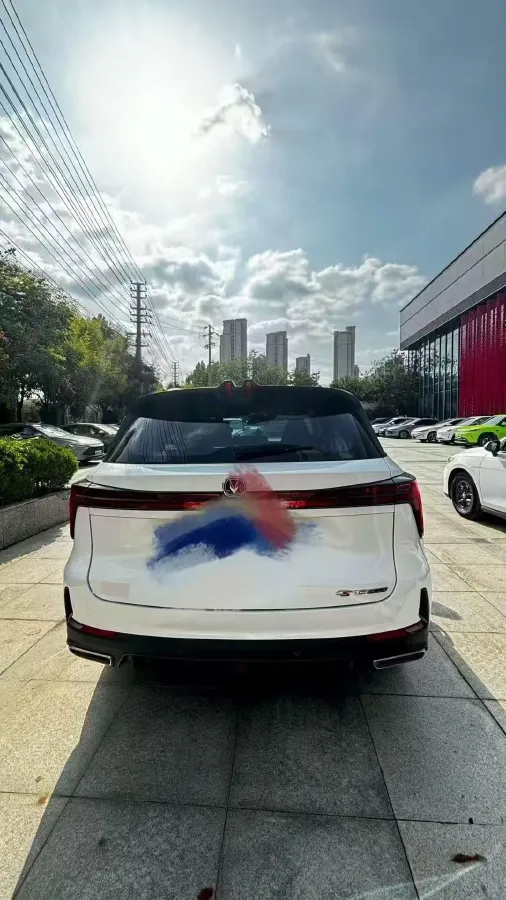 2022 ChangAn CS75 Plus 1.5T 188HP L4 8AT,autocango,china used car exporter,china ev exporter,chinese used car exporter,chinese used ev exporter