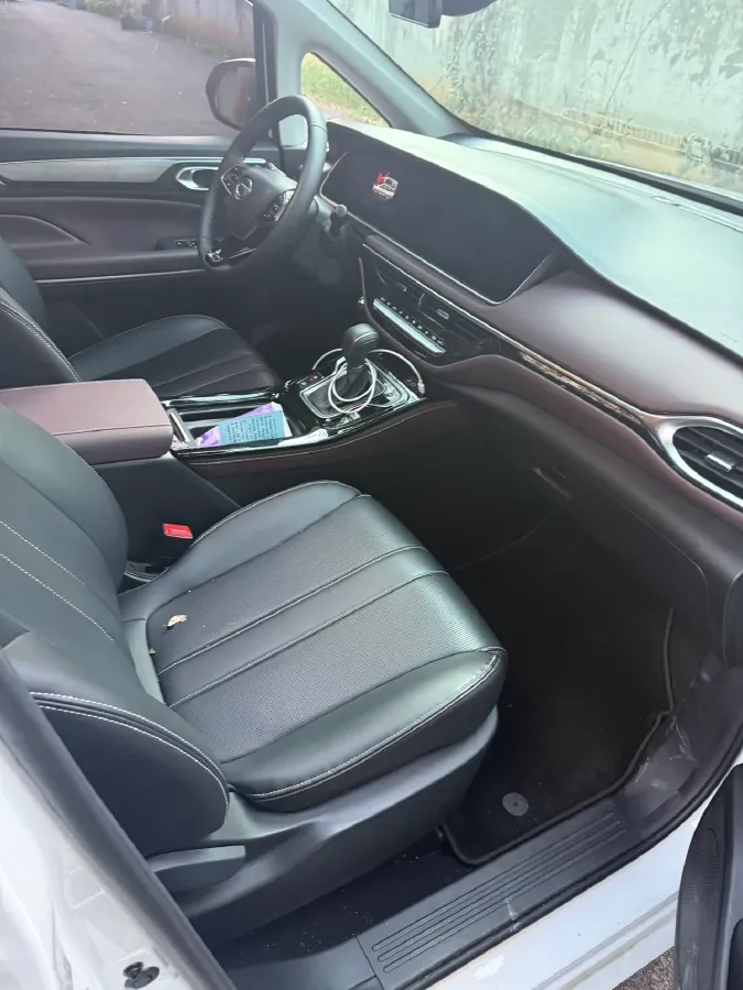 2023 GAC Trumpchi M6 1.5T 177HP L4 7DCT,autocango,china used car exporter,china ev exporter,chinese used car exporter,chinese used ev exporter