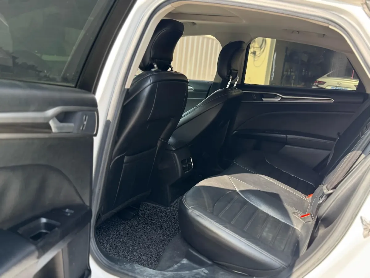 2017 Ford Mondeo 1.5T 181HP L4 6AT,autocango,china used car exporter,china ev exporter,chinese used car exporter,chinese used ev exporter