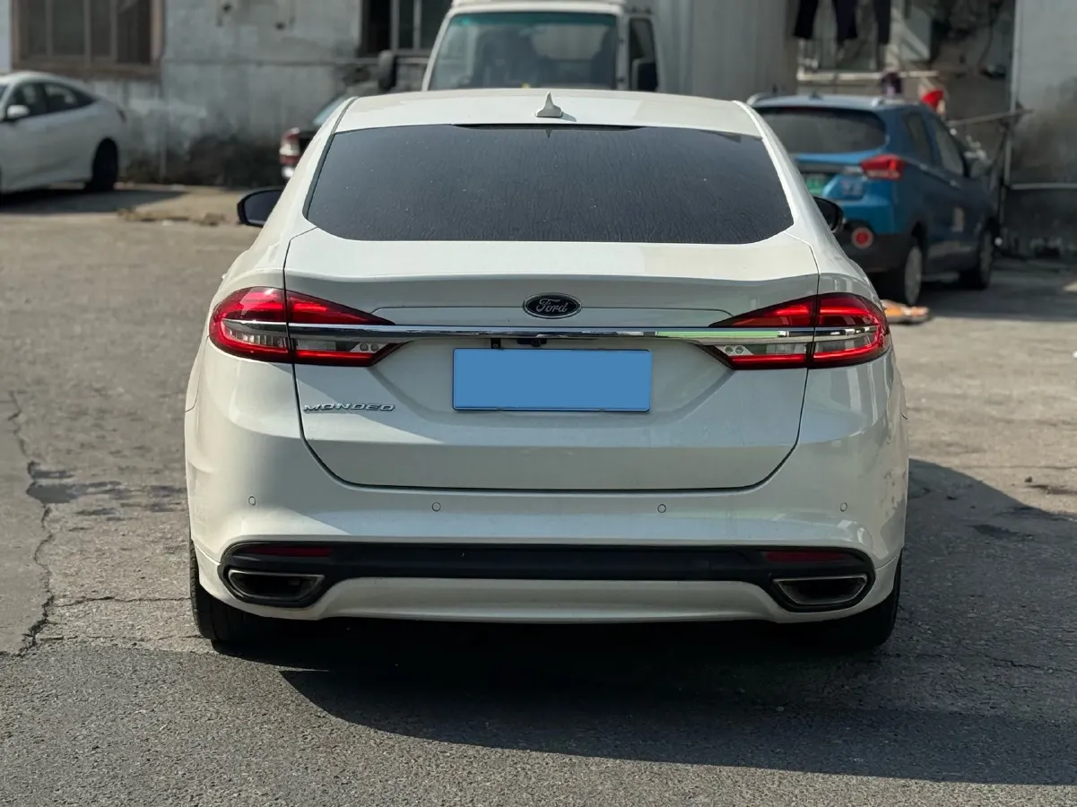 2017 Ford Mondeo 1.5T 181HP L4 6AT,autocango,china used car exporter,china ev exporter,chinese used car exporter,chinese used ev exporter