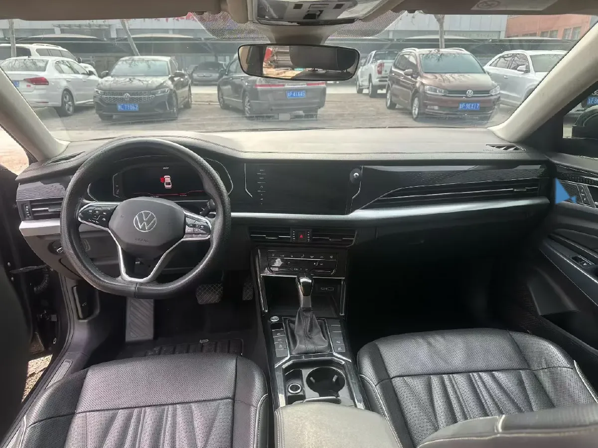 2023 Volkswagen Passat 2.0T 186HP L4 7DCT,autocango,china used car exporter,china ev exporter,chinese used car exporter,chinese used ev exporter
