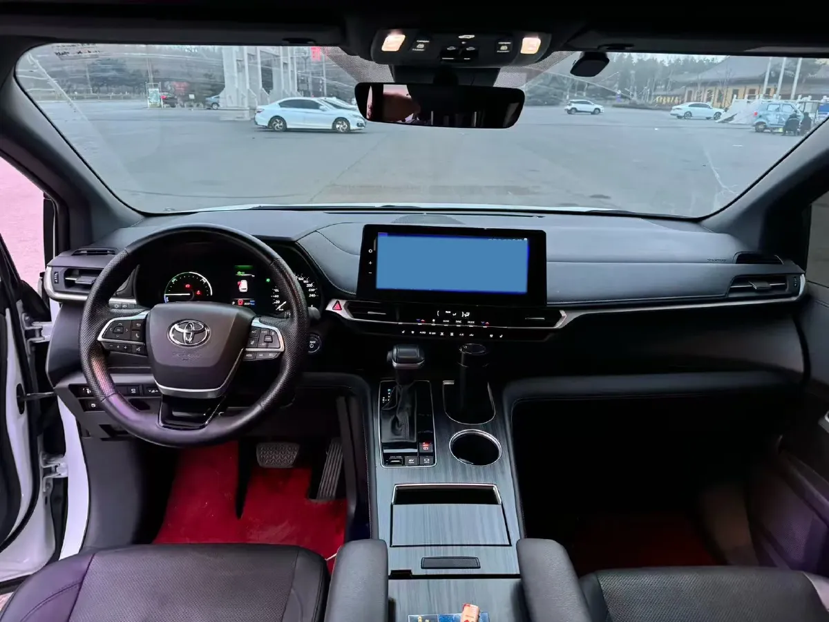 2023 Toyota Sienna 2.5L 189HP L4 E-CVT Hybrid,autocango,china used car exporter,china ev exporter,chinese used car exporter,chinese used ev exporter