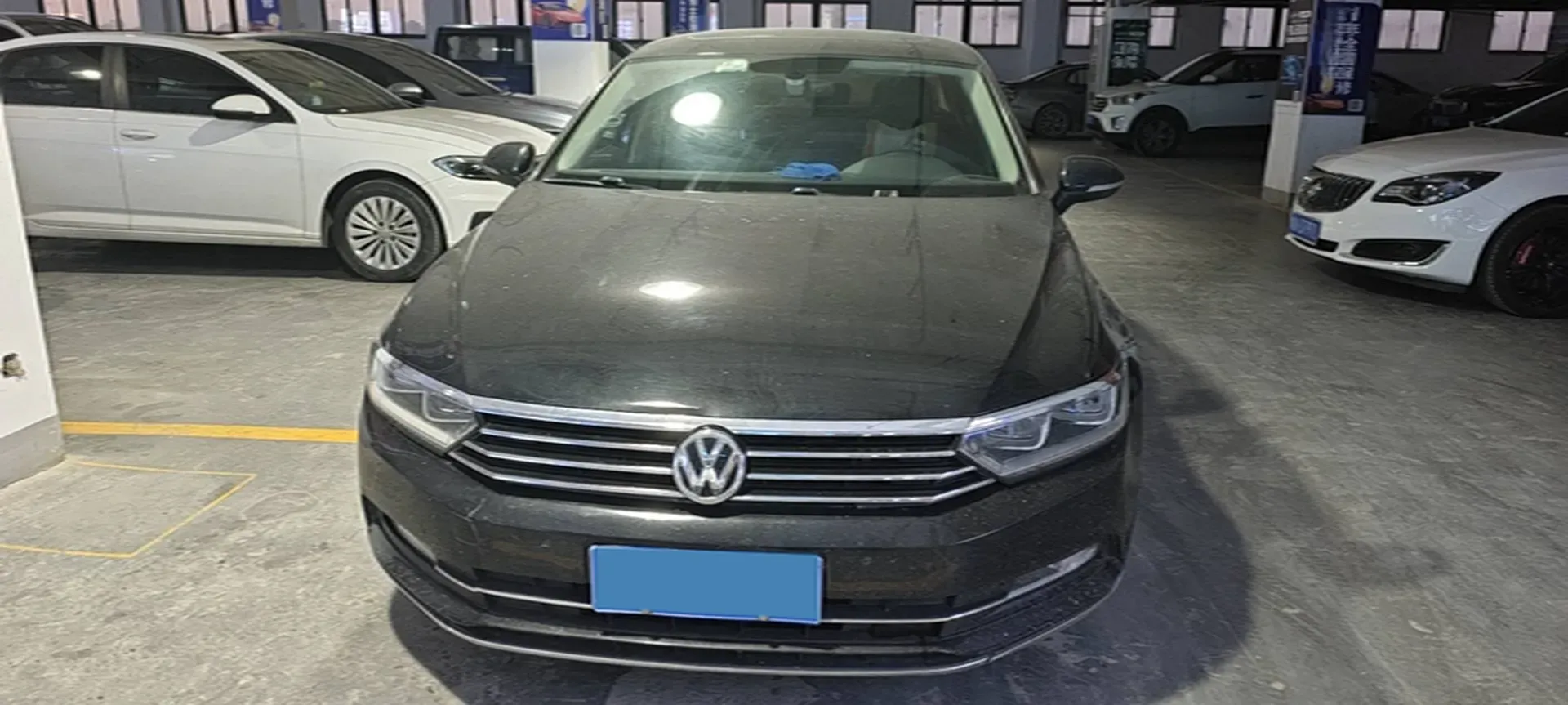 2018 Volkswagen Magotan 1.8T 180HP L4 7DCT,autocango,china used car exporter,china ev exporter,chinese used car exporter,chinese used ev exporter