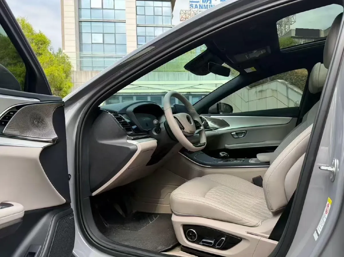 2025 BYD Han BEV 72KWH,autocango,china used car exporter,china ev exporter,chinese used car exporter,chinese used ev exporter