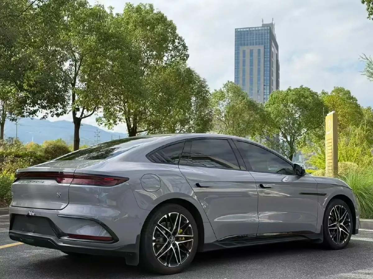 2025 BYD Han BEV 72KWH,autocango,china used car exporter,china ev exporter,chinese used car exporter,chinese used ev exporter