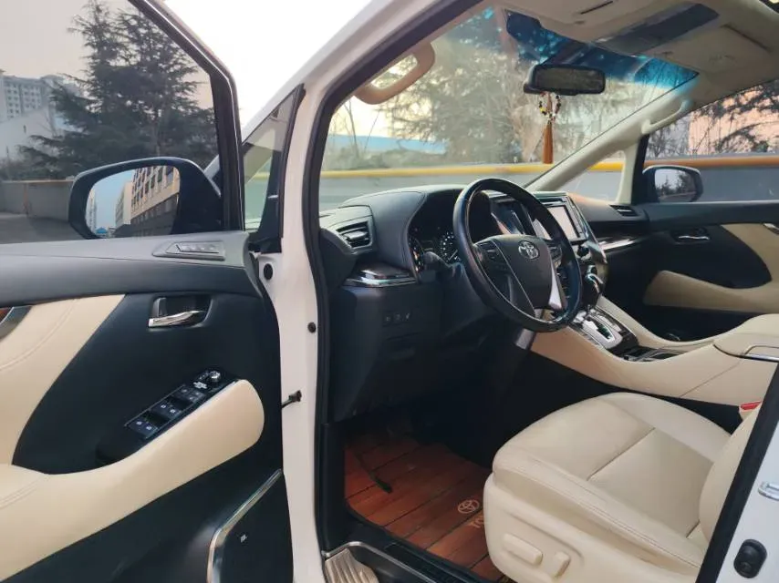 2018 Toyota Alphard 3.5L 301HP V6 8AT,autocango,china used car exporter,china ev exporter,chinese used car exporter,chinese used ev exporter