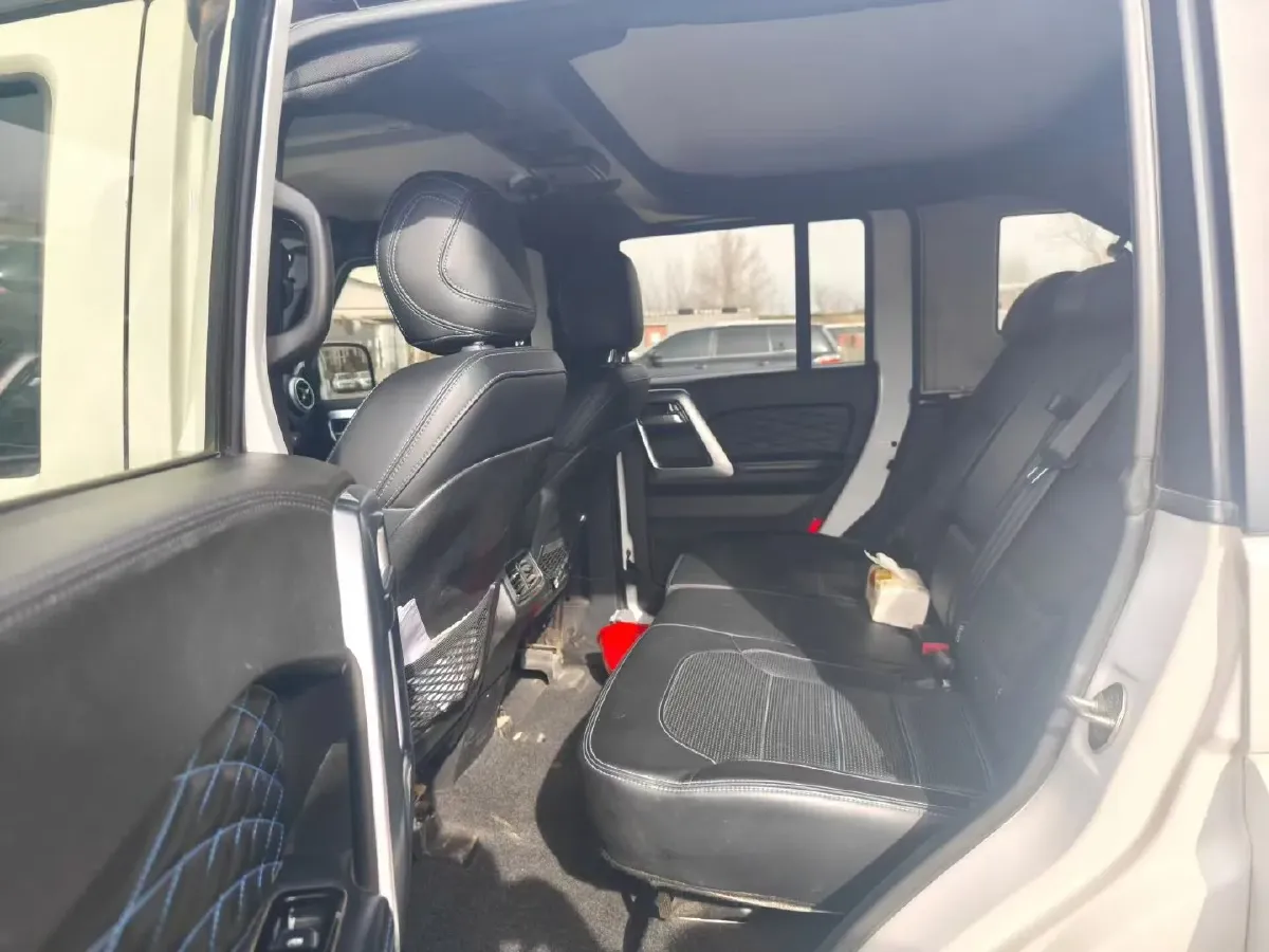 2018 Beijing BJ40 2.3T 250HP L4 6AT,autocango,china used car exporter,china ev exporter,chinese used car exporter,chinese used ev exporter