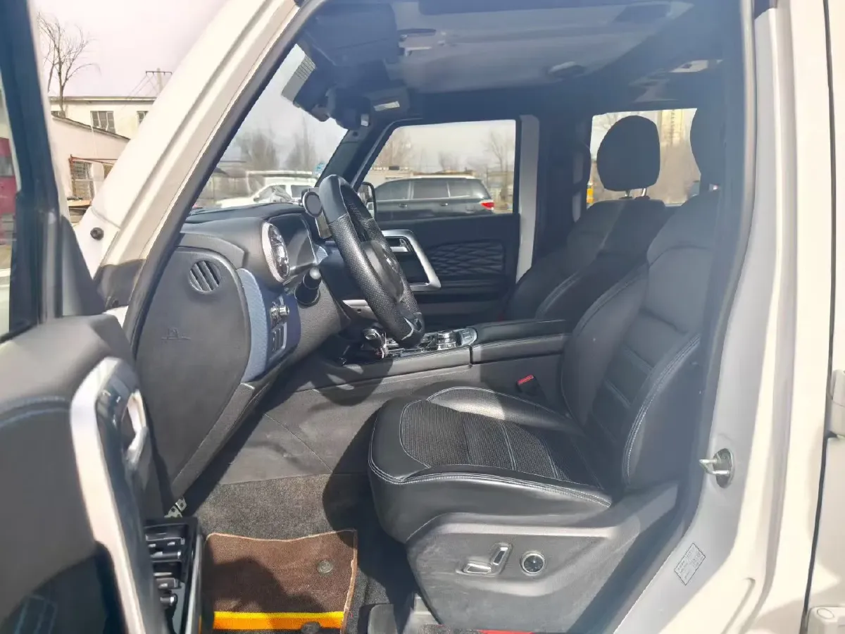2018 Beijing BJ40 2.3T 250HP L4 6AT,autocango,china used car exporter,china ev exporter,chinese used car exporter,chinese used ev exporter