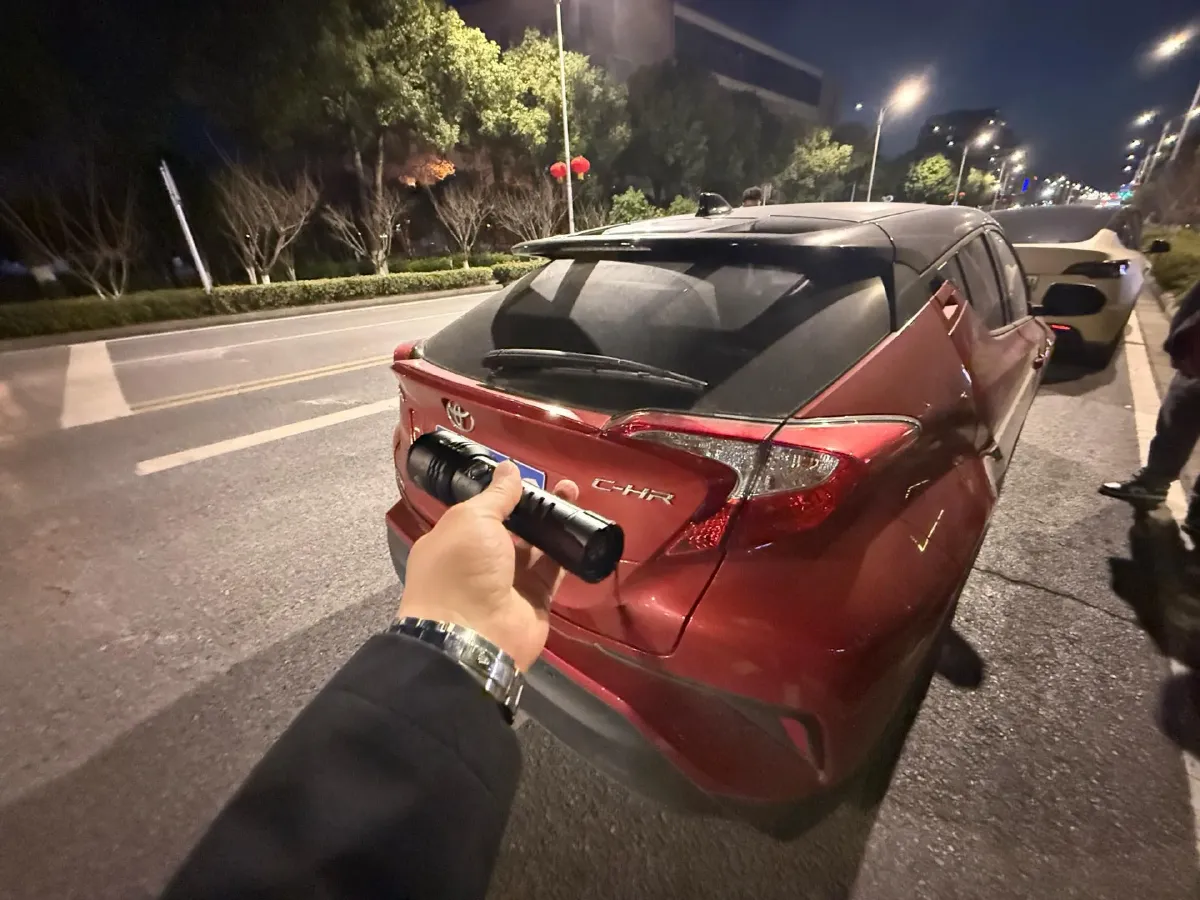 2020 Toyota C-HR 2.0L 171HP L4 CVT,autocango,china used car exporter,china ev exporter,chinese used car exporter,chinese used ev exporter