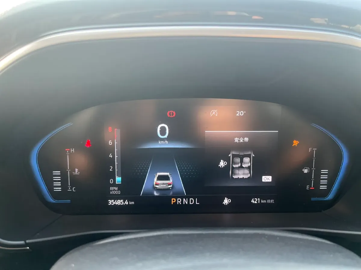 2022 Ford Focus 1.5T 177HP L4 6AT,autocango,china used car exporter,china ev exporter,chinese used car exporter,chinese used ev exporter