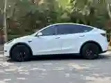2022 Tesla Model Y BEV 60KWH