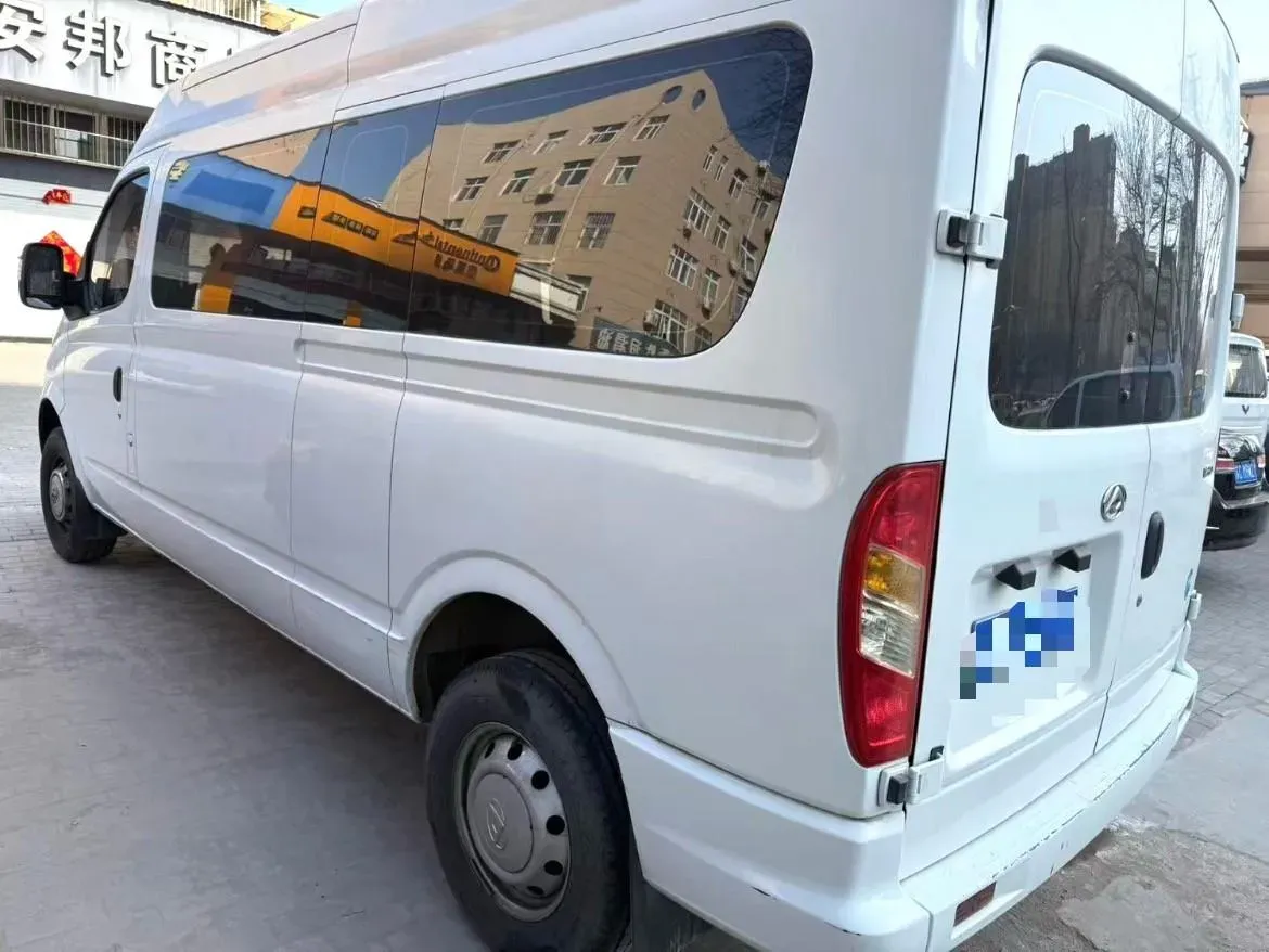 2021 MAXUS XinTu V80 2.0T 139HP L4 6MT,autocango,china used car exporter,china ev exporter,chinese used car exporter,chinese used ev exporter