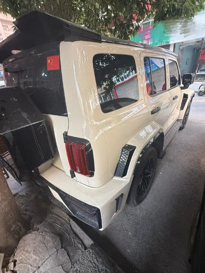 2022 Tank 300 2.0T 227HP L4 8AT,autocango,china used car exporter,china ev exporter,chinese used car exporter,chinese used ev exporter