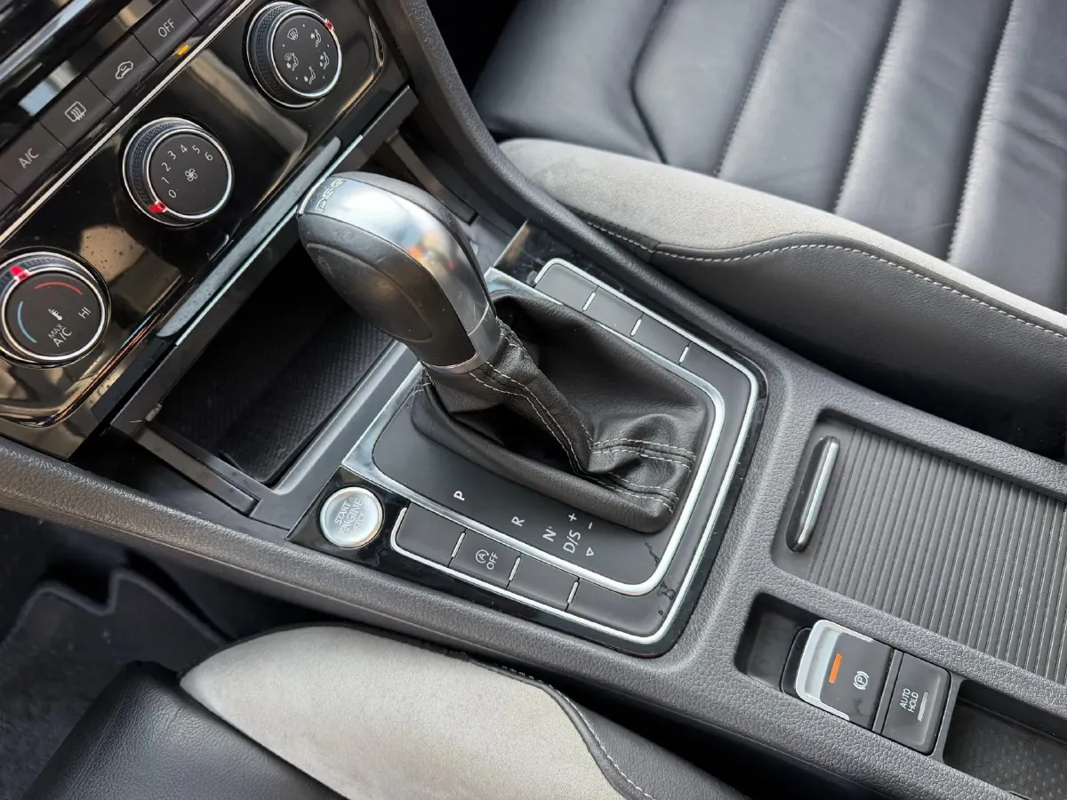 2018 Volkswagen Golf 1.4T 150HP L4 7DCT,autocango,china used car exporter,china ev exporter,chinese used car exporter,chinese used ev exporter