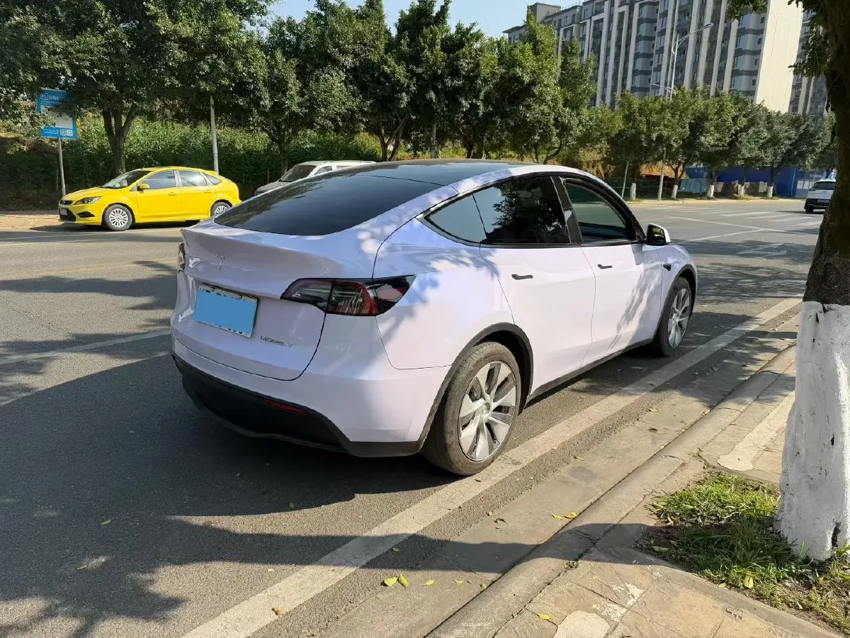 2022 Tesla Model Y BEV 60KWH,autocango,china used car exporter,china ev exporter,chinese used car exporter,chinese used ev exporter