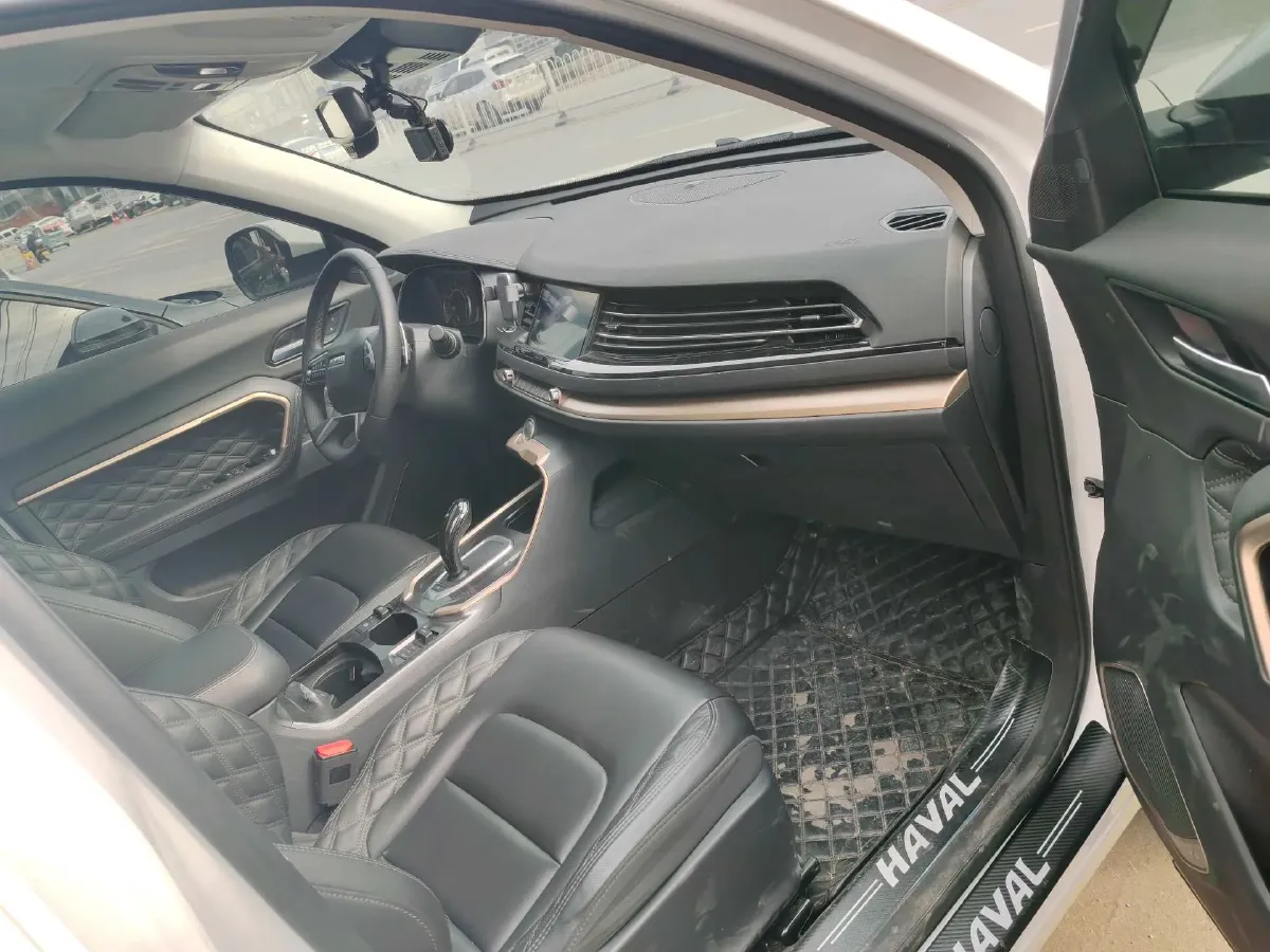 2021 Haval H6 1.5T 169HP L4 7DCT,autocango,china used car exporter,china ev exporter,chinese used car exporter,chinese used ev exporter
