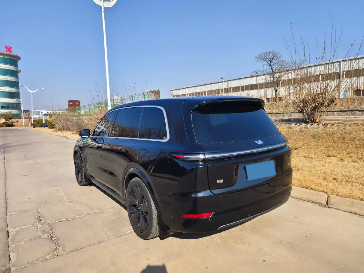 2022 Li L9 Range Extended 154HP REEV 42.6KWH,autocango,china used car exporter,china ev exporter,chinese used car exporter,chinese used ev exporter