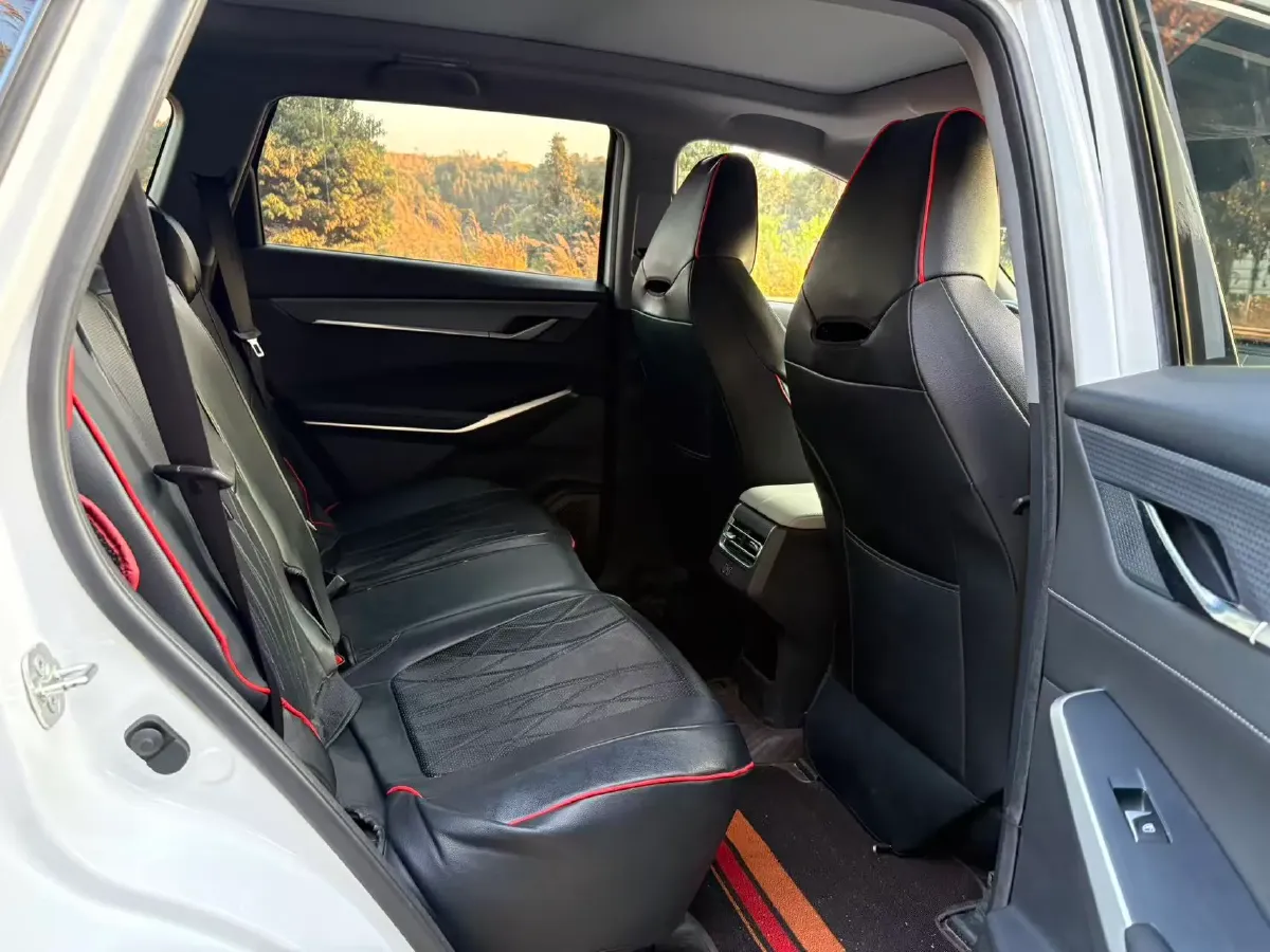 2024 ChangAn CS75 Plus 1.5T 188HP L4 8AT,autocango,china used car exporter,china ev exporter,chinese used car exporter,chinese used ev exporter