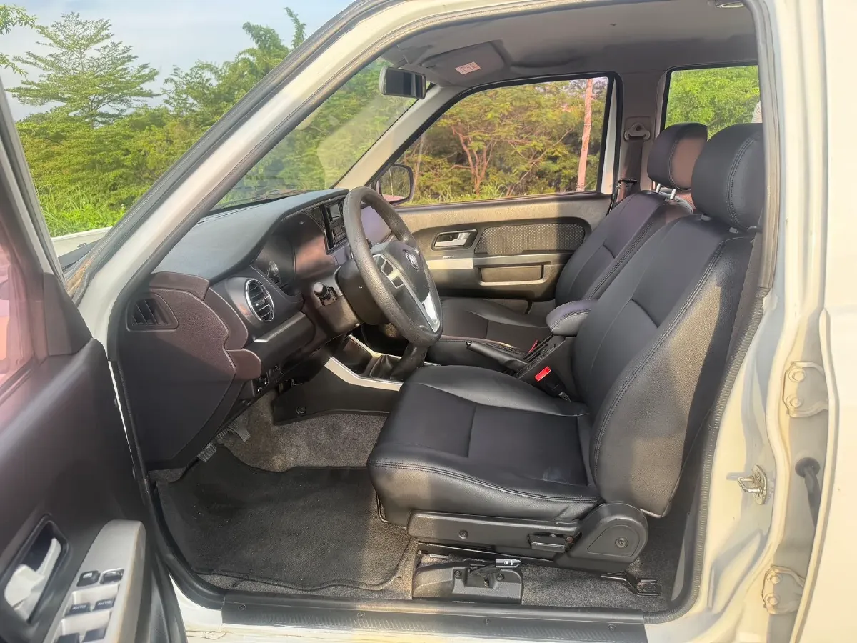 2018 Dongfeng RuiQi 2.5T 140HP L4 6MT,autocango,china used car exporter,china ev exporter,chinese used car exporter,chinese used ev exporter