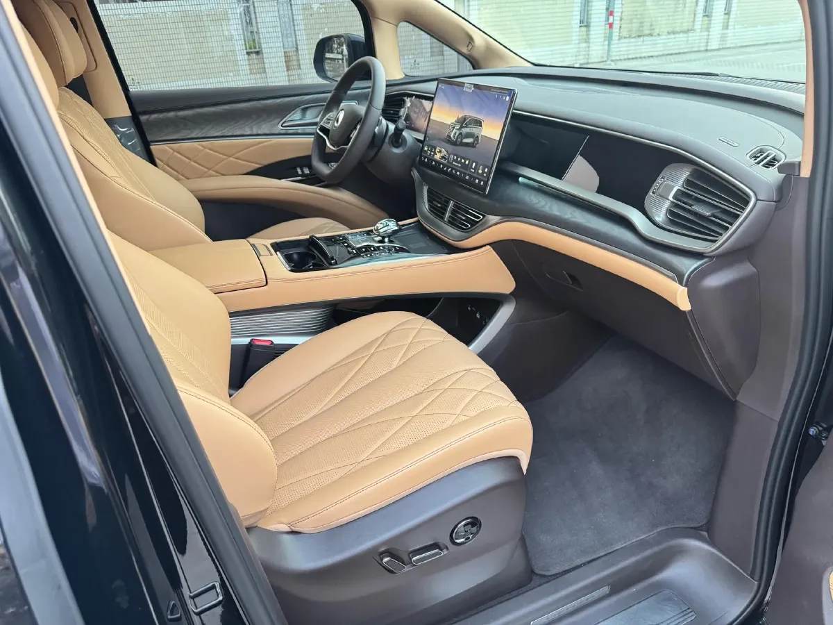 2025 Denza D9 1.5T 156HP L4 E-CVT PHEV 40KWH,autocango,china used car exporter,china ev exporter,chinese used car exporter,chinese used ev exporter