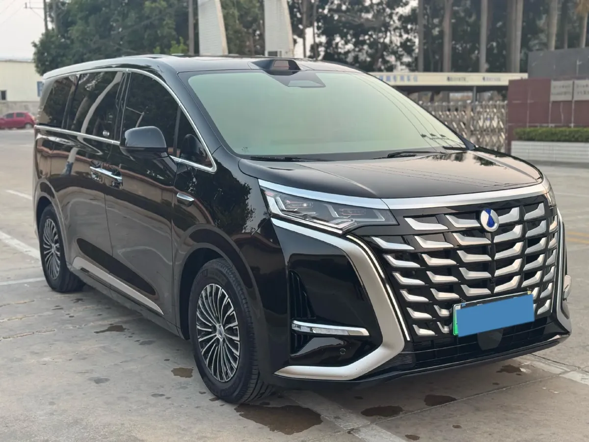 2025 Denza D9 1.5T 156HP L4 E-CVT PHEV 40KWH,autocango,china used car exporter,china ev exporter,chinese used car exporter,chinese used ev exporter
