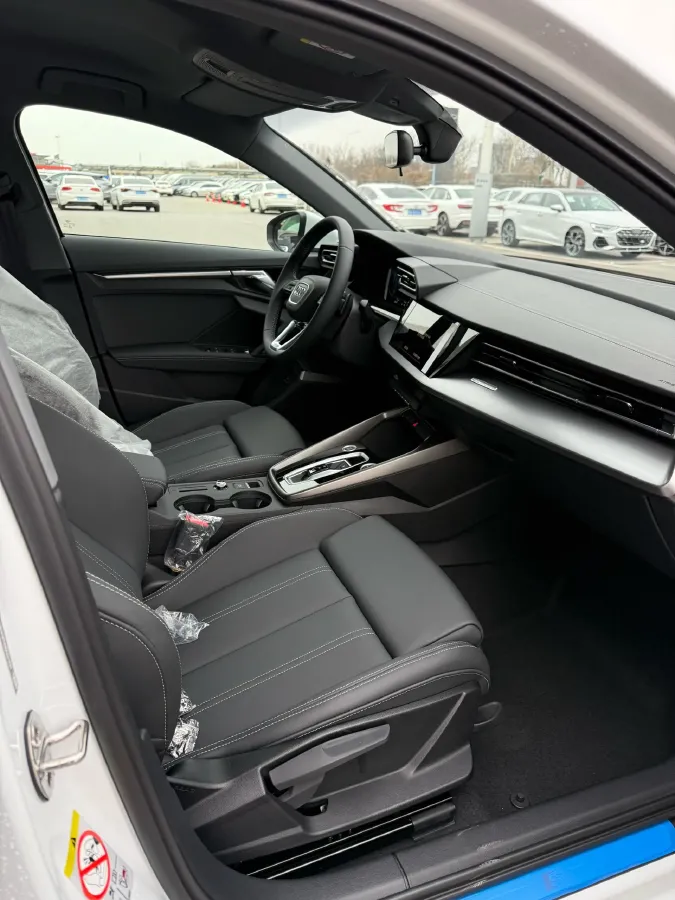 2026 Audi A3 1.5T 160HP L4 7DCT,autocango,china used car exporter,china ev exporter,chinese used car exporter,chinese used ev exporter