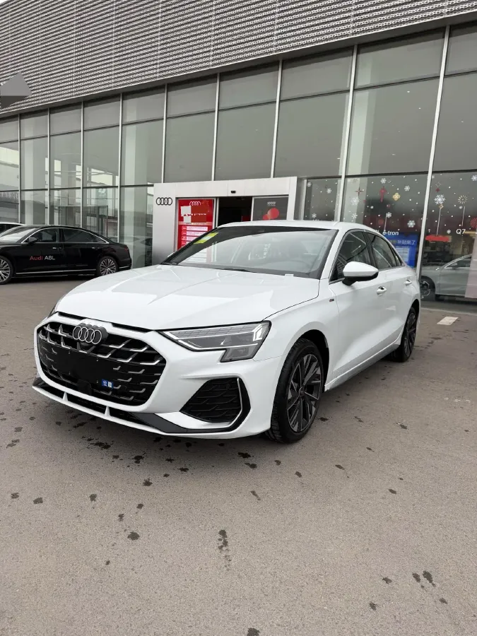 2026 Audi A3 1.5T 160HP L4 7DCT,autocango,china used car exporter,china ev exporter,chinese used car exporter,chinese used ev exporter