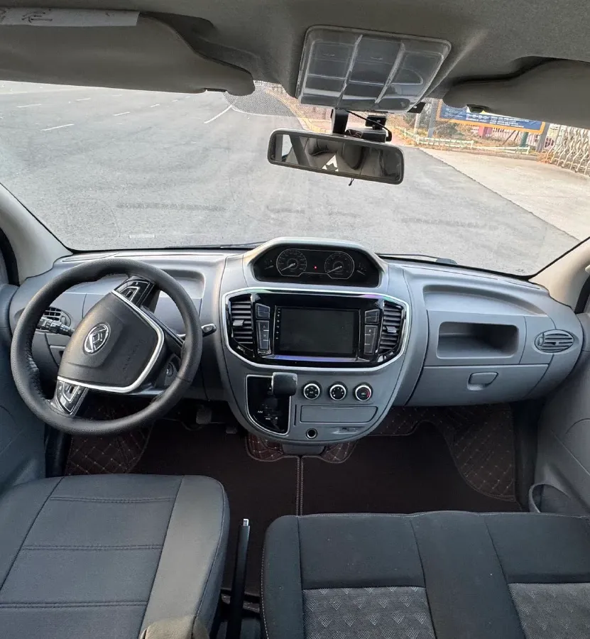 2020 Golden Dragon Sea Lion 1.8L 133HP L4 5MT,autocango,china used car exporter,china ev exporter,chinese used car exporter,chinese used ev exporter